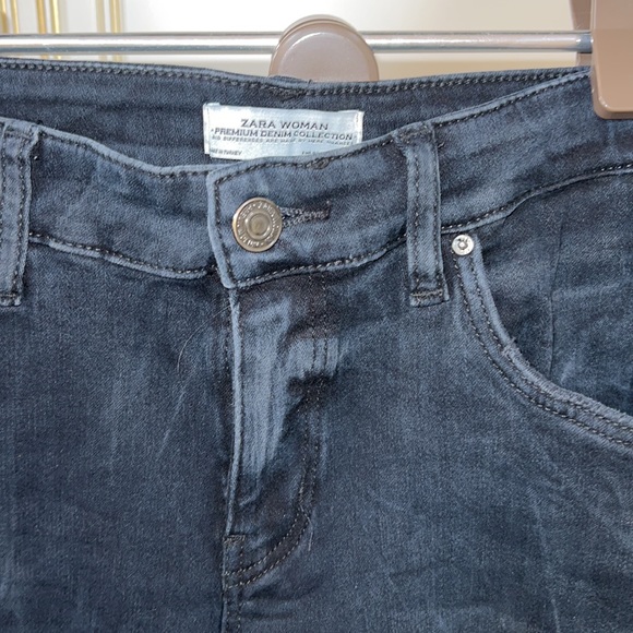 ZARA WOMEN US 8 DARK GREY/BLACK WASH JEANS - Picture 3 of 4